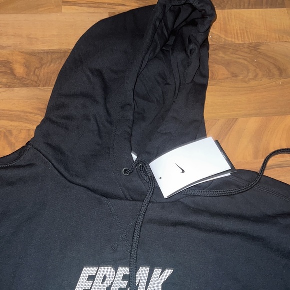 New Nike Giannis Greek Freak Hoodie - Picture 3 of 6